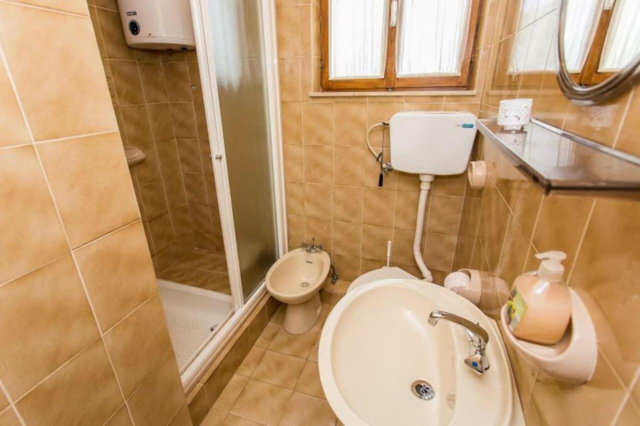 Apartman Morozin Šilo Exterior foto