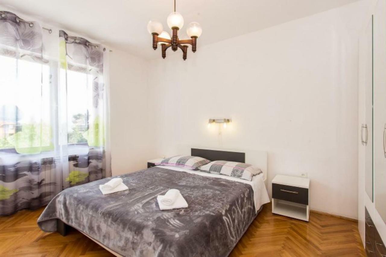 Apartman Morozin Šilo Exterior foto